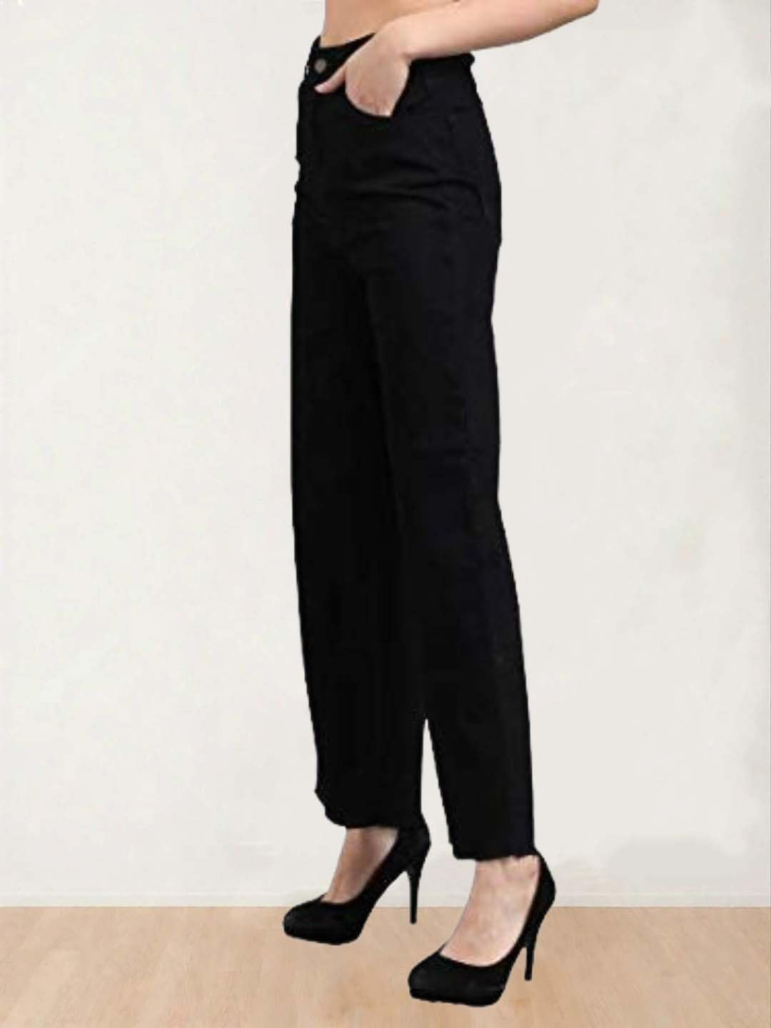 Women's Black High-Rise Loose Flared Jeans - Image 5